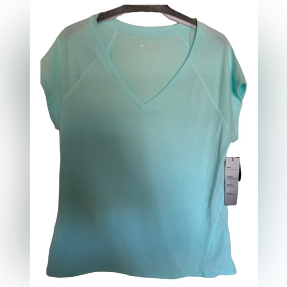 NWT Ideology celery green workout shirt. size Large. Stretchy and lightweight! - Picture 2 of 5